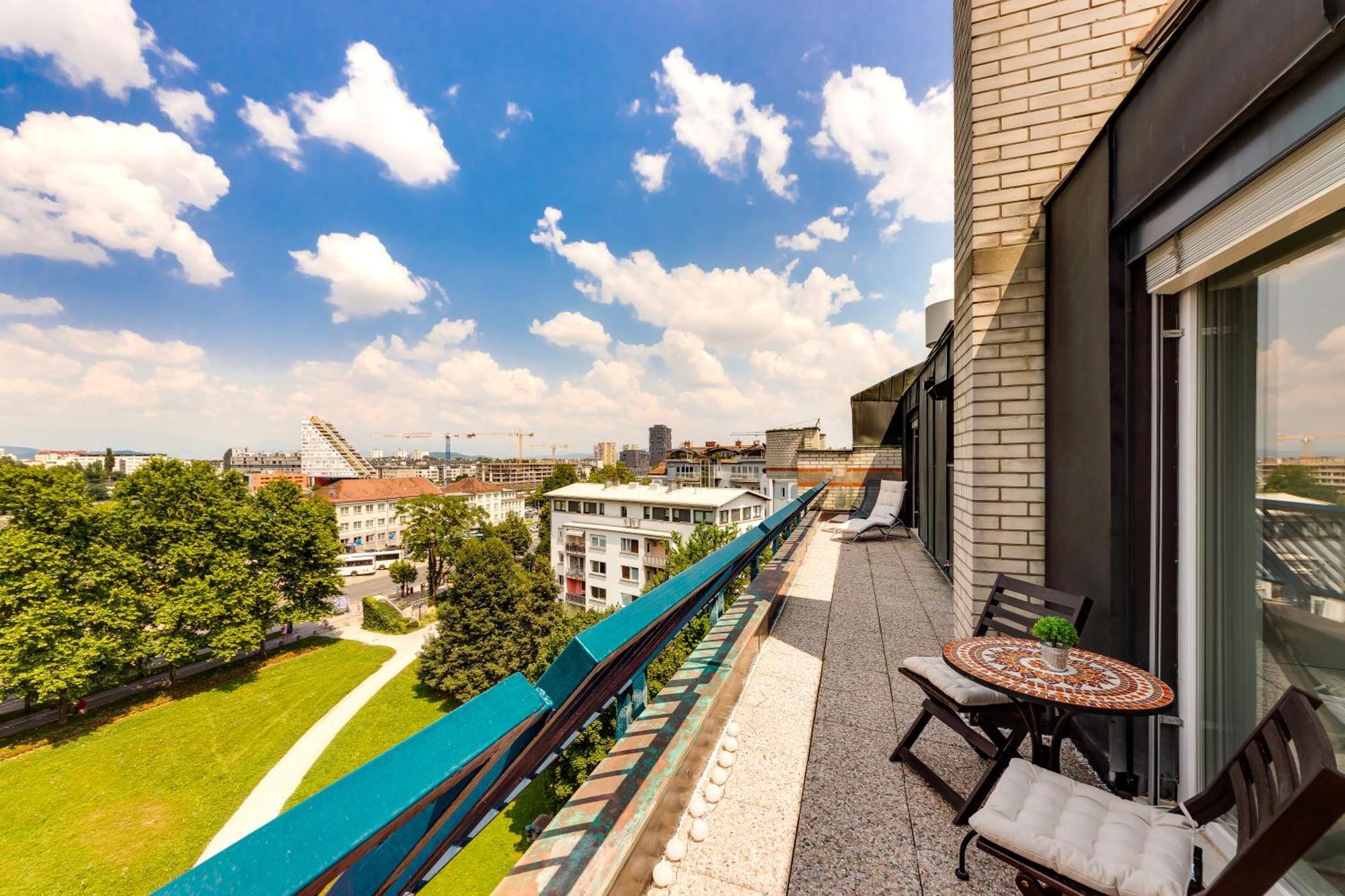 Luxe Penthouse With A Castle View לובליאנה מראה חיצוני תמונה